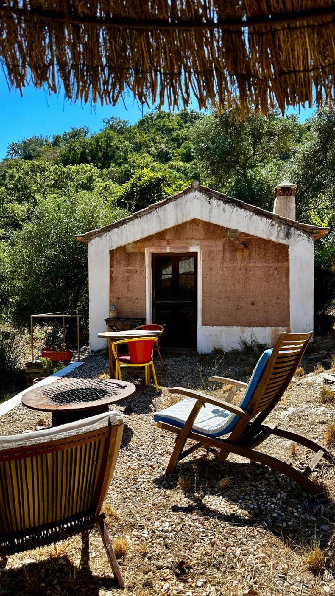 Casas Da Cerca Pensionat Troviscais Exteriör bild